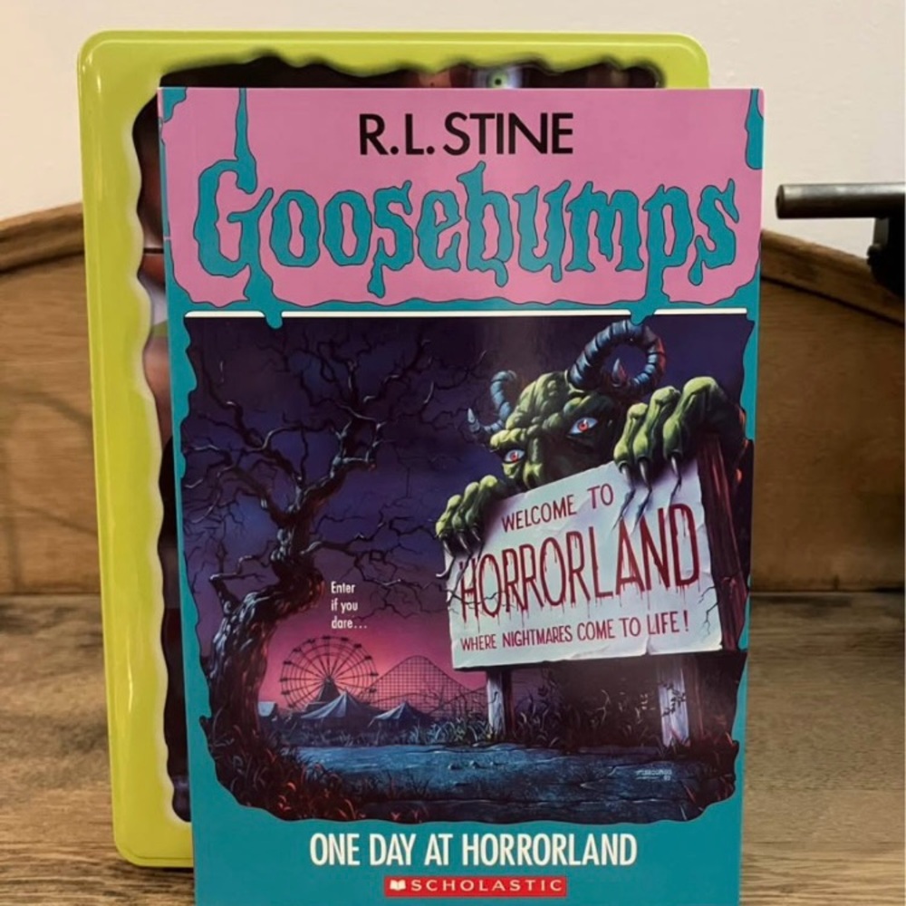 Goosebumps Retro Scream
Collection: Limited Edition Tin - Picture 4 of 8